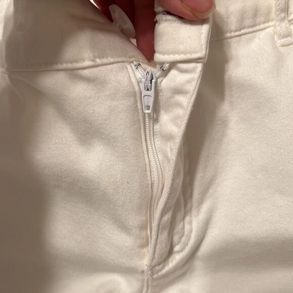 St John’s Bay size 14 white crop jeans with front and back pockets GUC - Picture 3 of 12
